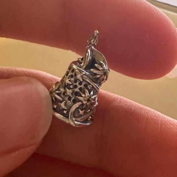NWOT Pandora x Tinker Bell Celestial Thimble Charm - Picture 12 of 16
